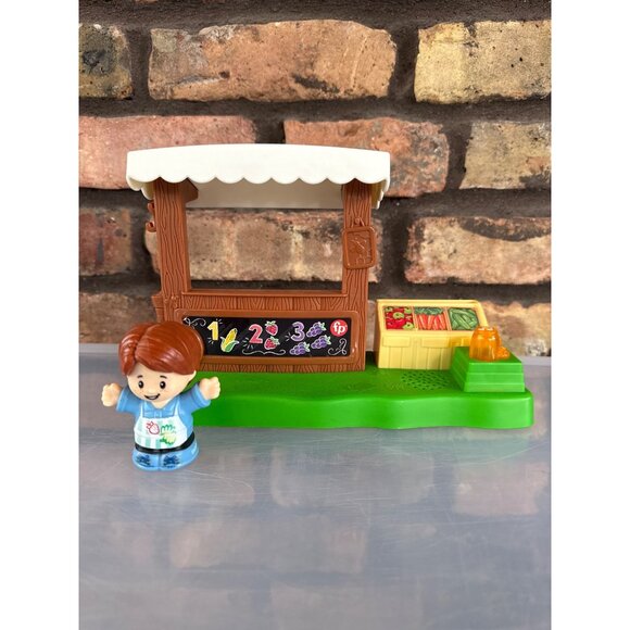Fisher-Price Little People Farmers Market Garden & Stand With Accessories - Picture 6 of 9